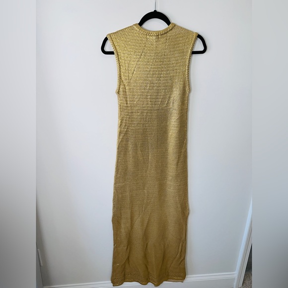 H&M Silk Blend Maxi Length Gold Metallic Knit Vest Dress W/ Side Slits Size 4 - Picture 9 of 12